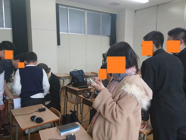 旭丘高校(1)「高校生クイズに出場して目立ちたい!という思いがあったのですが、一人ではモチベーションを保つのが難しいと思い仲間を探しました。」 旭丘高校(1)「高校生クイズに出場して目立ちたい!という思いがあったのですが、一人ではモチベーションを保つのが難しいと思い仲間を探しました。」