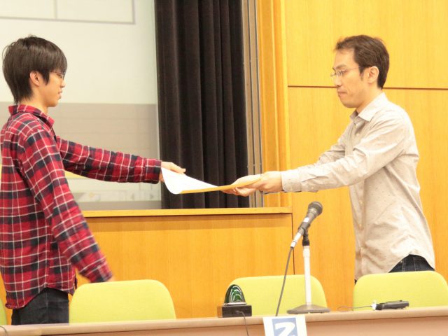 AQL会長・市川尚志さん(1):「来年以降、『楽しそうだから、より狭い地域でもう1リーグを作りたい』など、義務でない形で取り組みが広がっていけばいいな、と思っています。」 AQL会長・市川尚志さん(1):「来年以降、『楽しそうだから、より狭い地域でもう1リーグを作りたい』など、義務でない形で取り組みが広がっていけばいいな、と思っています。」